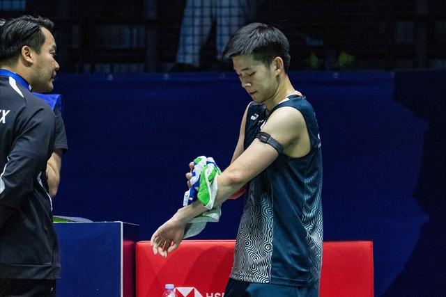 爱游戏在线-韩国队碾压法国队，石宇奇带队取胜