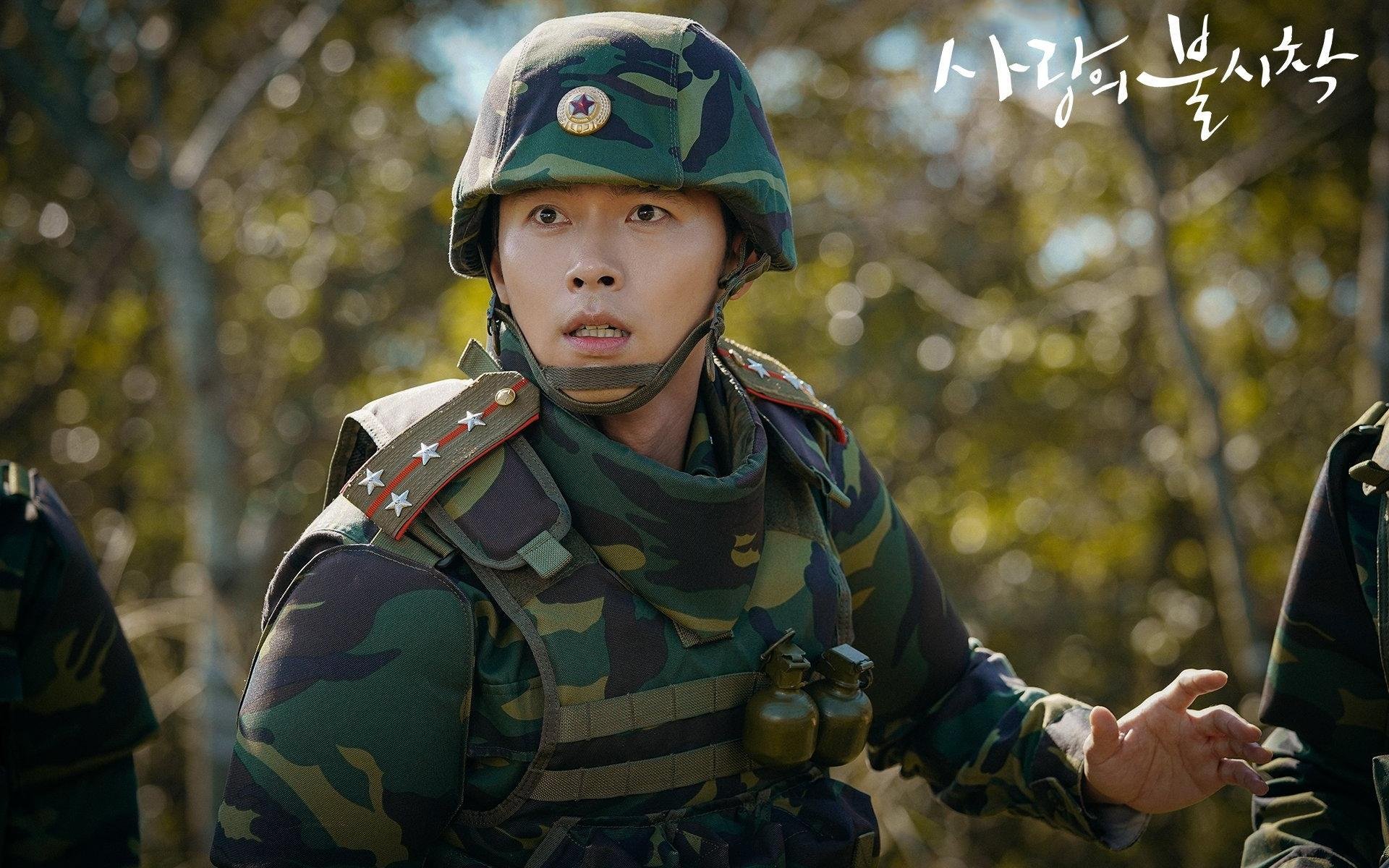 德约王座的另一面，当戴维斯杯的尘土吞没联合杯的星光