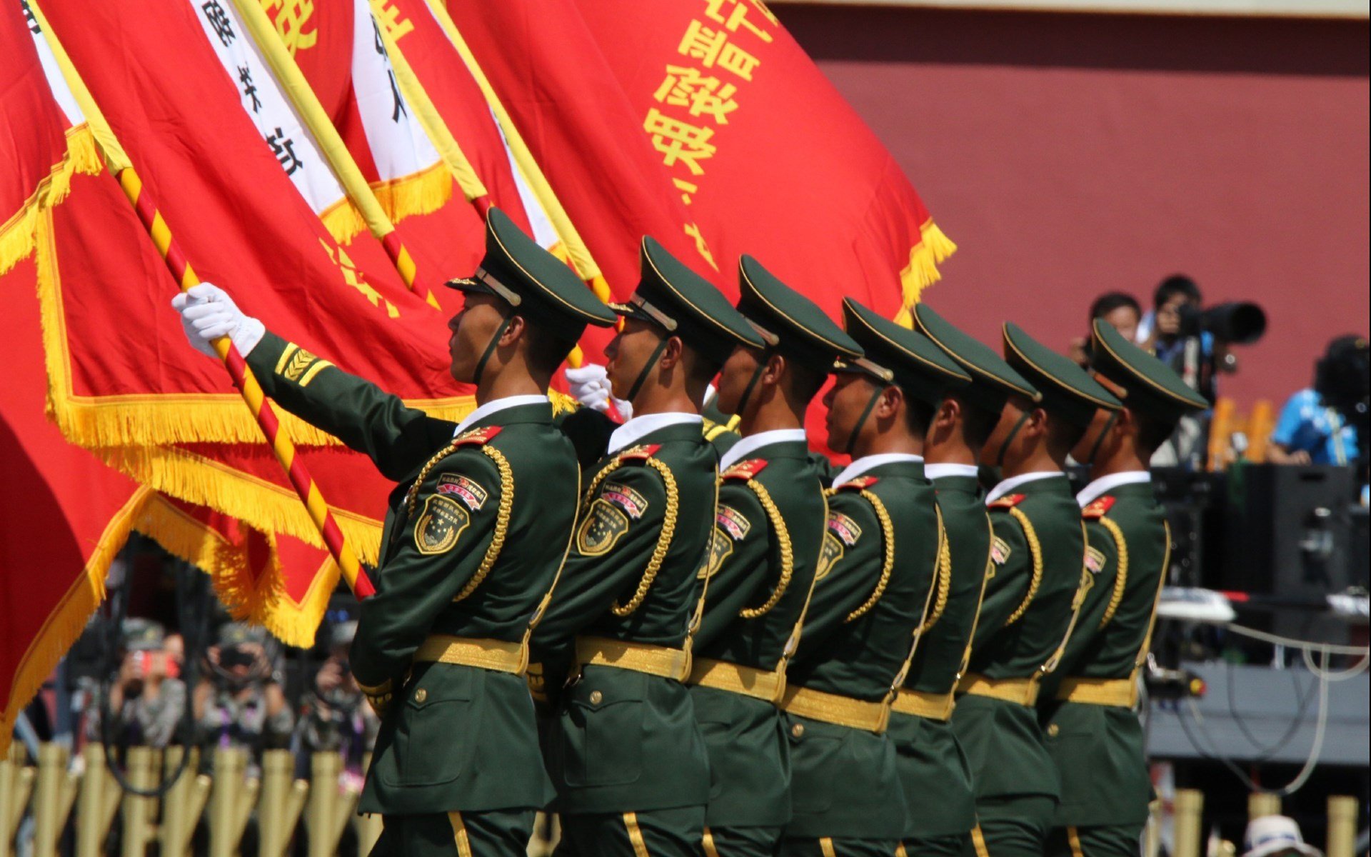 爱游戏在线-状元在左，故乡在右，深圳淬火一战破解美职篮的个人英雄密码