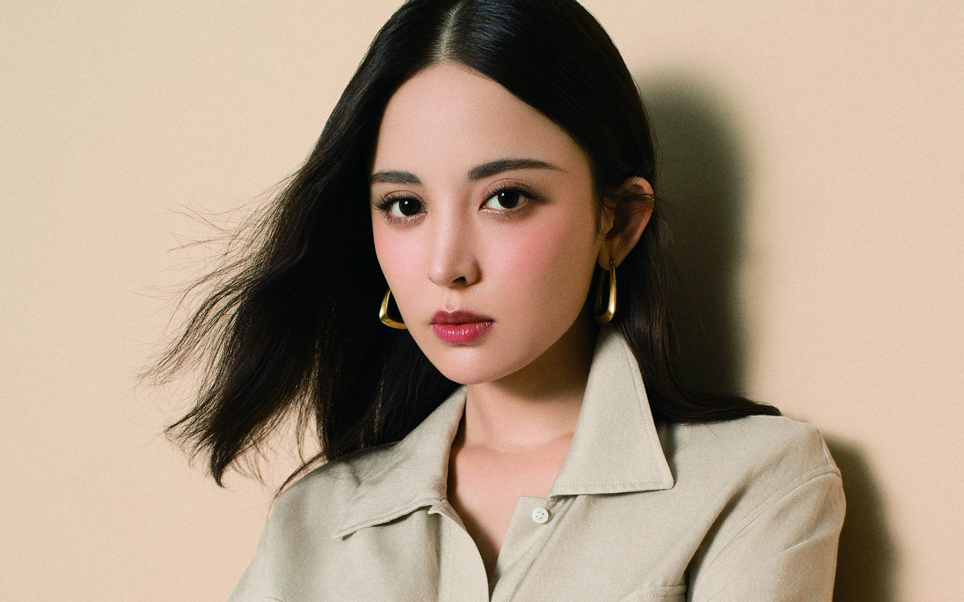 玻利维亚全面压制伊拉克展团队力量，加维刷新纪录显新星光芒